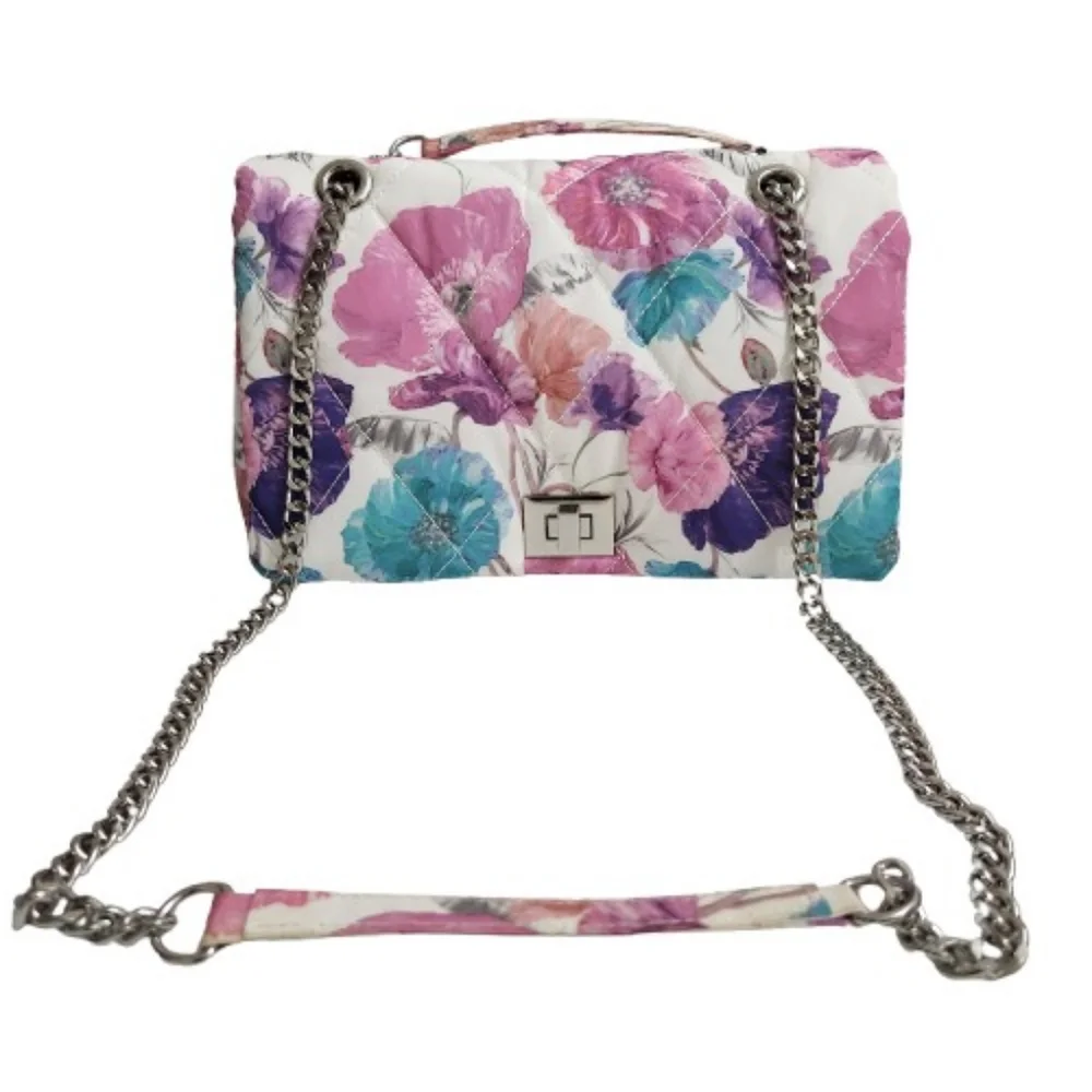 ⬇️🎉HOST PICK🎉 INC International Concepts Soft Ajae Floral Chain Strap Bag